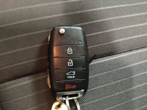 Used 2017 Kia Forte LX w/ LX Popular Package FWD image 32