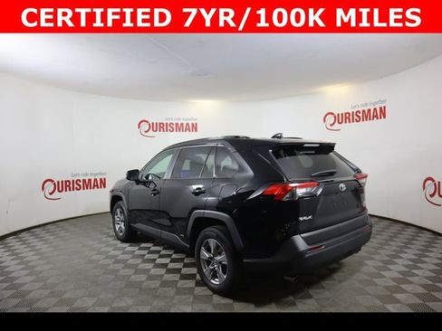 Used 2025 Toyota RAV4 XLE AWD/4WD image 8