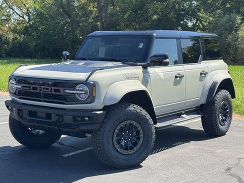 New 2025 Ford Bronco Raptor image 2