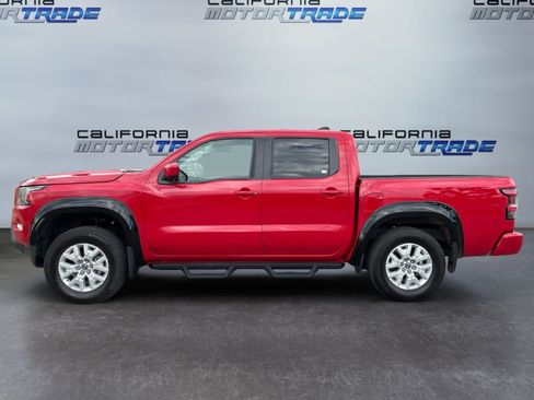 Used 2022 Nissan Frontier SV RWD image 8