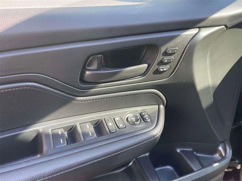 Certified 2023 Honda Odyssey Sport image 16
