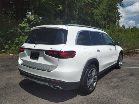 Certified 2024 Mercedes-Benz GLS 450 4MATIC image 7
