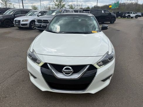 Used 2017 Nissan Maxima 3.5 SL image 2