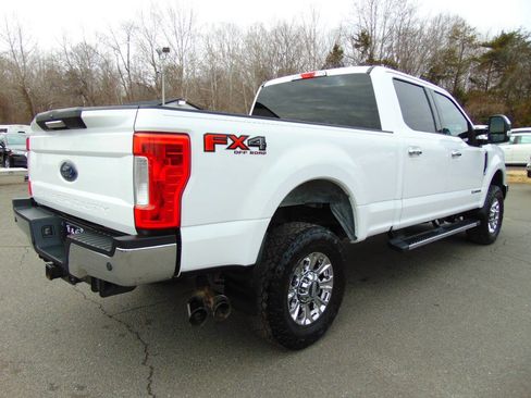 Used 2017 Ford F250 XLT w/ XLT Premium Package image 57