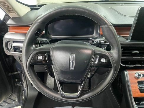 Used 2024 Lincoln Aviator Reserve w/ Equipment Group 201A image 17