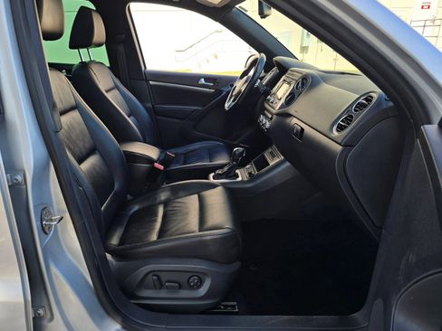 Used 2014 Volkswagen Tiguan R-Line FWD image 24