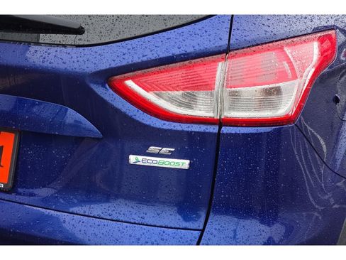 Used 2015 Ford Escape SE image 28