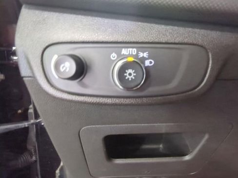 Used 2025 Chevrolet TrailBlazer LT image 16