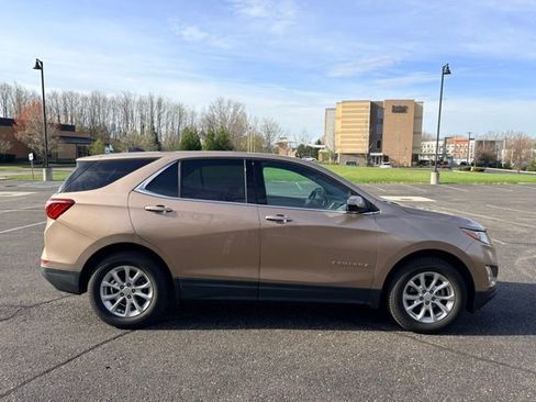 Used 2019 Chevrolet Equinox LT image 6