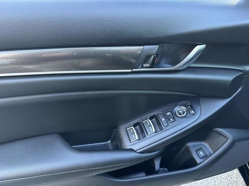 Used 2022 Honda Accord Sport image 15