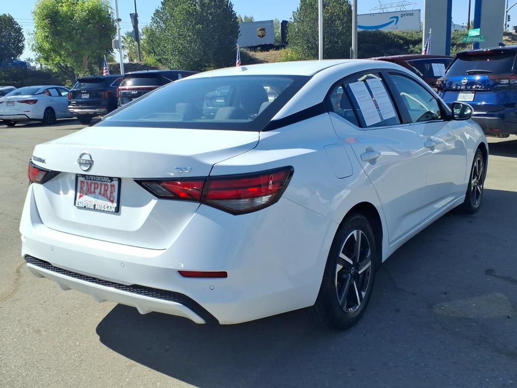 Certified 2024 Nissan Sentra SV FWD image 5