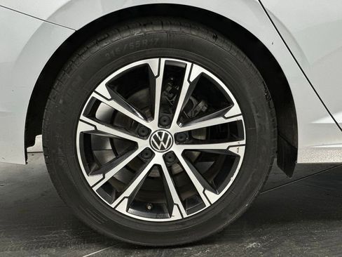 Used 2023 Volkswagen Jetta Sport FWD image 22