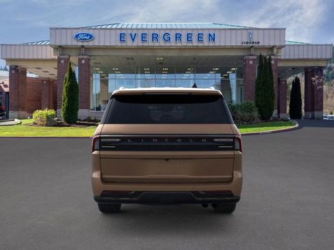 New 2026 Lincoln Navigator L Black Label AWD/4WD image 5