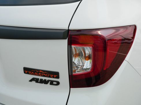 Certified 2023 Honda Passport TrailSport image 17