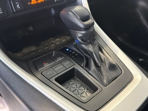 Certified 2023 Toyota RAV4 XLE w/ Convenience Package FWD image 30