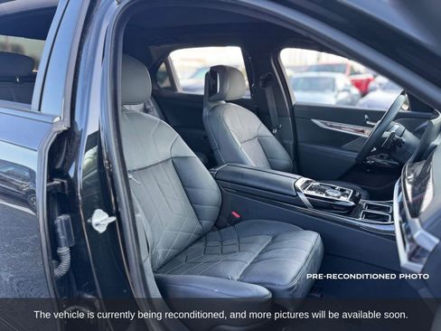 Used 2023 BMW 740i w/ Executive Package RWD image 15
