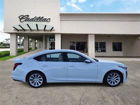 Certified 2022 Cadillac CT5 Luxury image 6