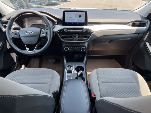 Used 2022 Ford Escape SE w/ Convenience Package FWD image 28