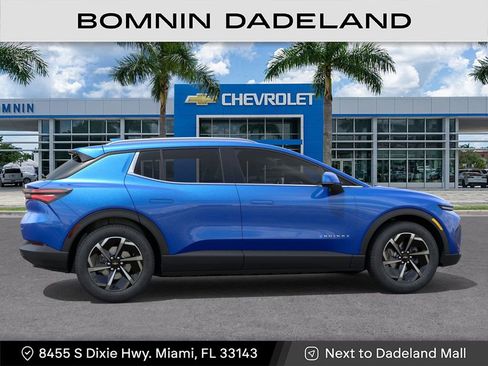 New 2026 Chevrolet Equinox EV LT image 7