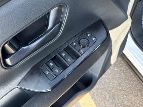 Used 2026 Nissan Kicks S FWD image 11