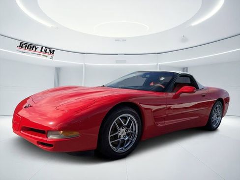 Used 2000 Chevrolet Corvette Convertible w/ Memory Pkg RWD image 7