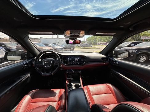 Used 2022 Dodge Durango SRT w/ Premium Interior Group AWD/4WD image 25