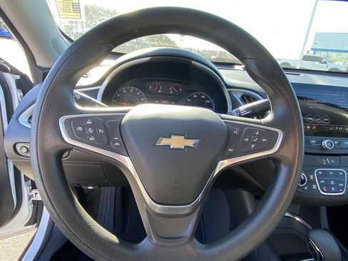 Certified 2023 Chevrolet Malibu LT image 36