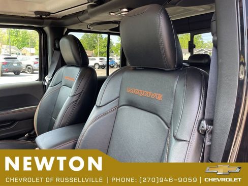Used 2022 Jeep Gladiator Mojave AWD/4WD image 7