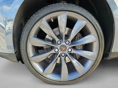 Used 2013 Tesla Model S Performance image 20