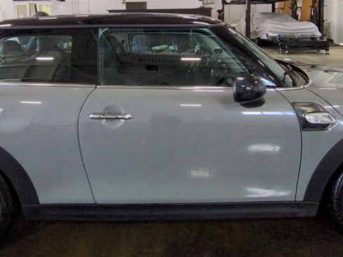 Used 2017 MINI Cooper S FWD image 3