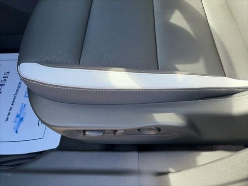 New 2026 Buick Envision Sport Touring image 18