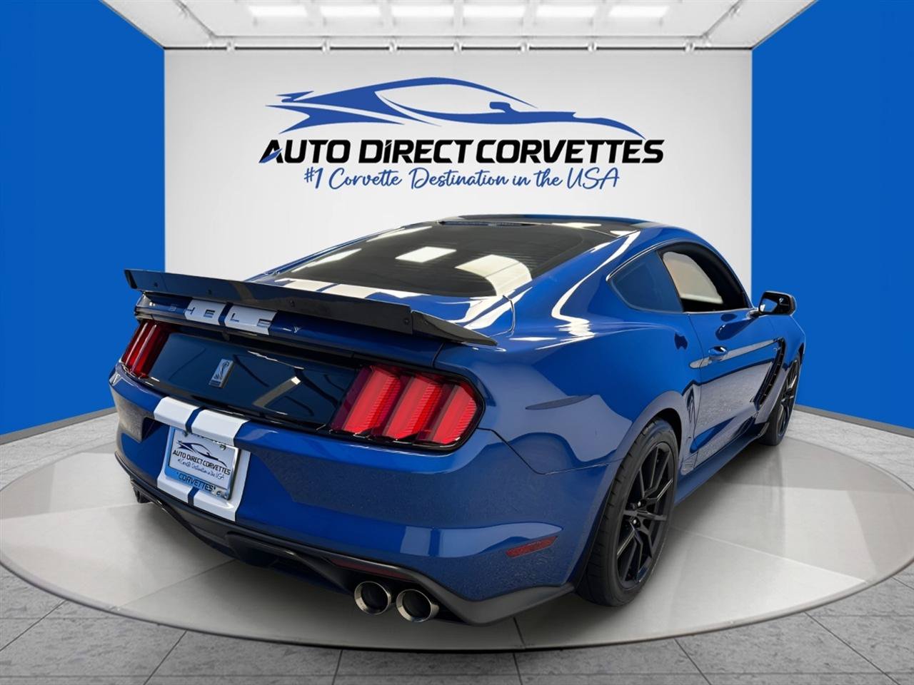 Used 2017 Ford Mustang Shelby GT350 RWD image 8