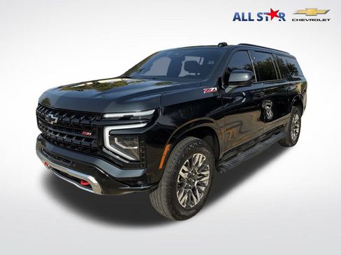 Used 2025 Chevrolet Suburban Z71 AWD/4WD image 1