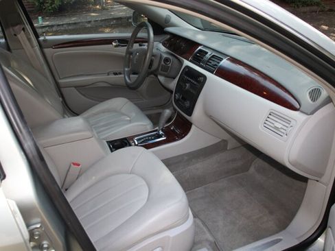 Used 2007 Buick Lucerne CXL FWD image 13