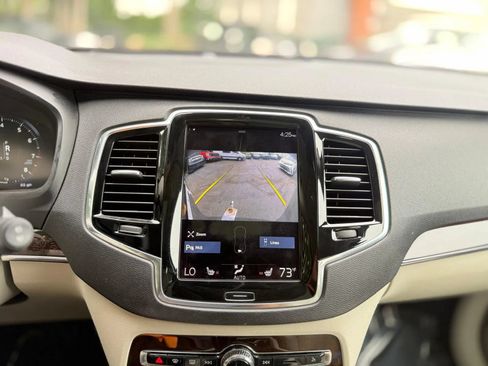 Used 2016 Volvo XC90 T6 Momentum AWD/4WD image 15