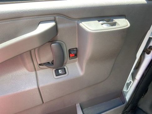 Used 2021 Chevrolet Express 3500 w/ Power Convenience Package image 13