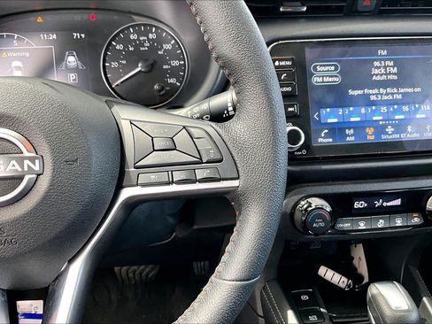 Certified 2023 Nissan Kicks SR FWD image 24