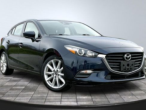 Used 2017 MAZDA MAZDA3 Touring image 10