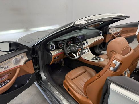 Used 2019 Mercedes-Benz E 450 4MATIC Cabriolet w/ Premium 1 Package image 57