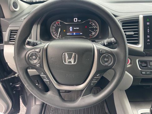 Used 2016 Honda Pilot EX image 7