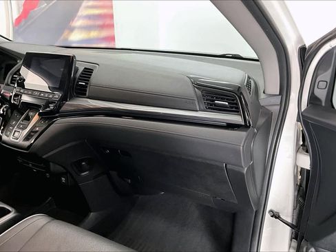 Used 2023 Honda Odyssey Elite image 21