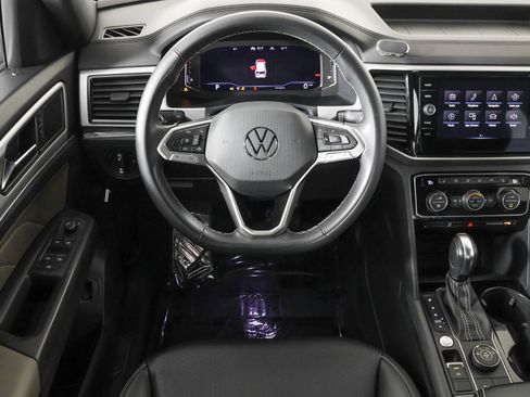 Used 2023 Volkswagen Atlas Cross Sport SE AWD/4WD image 36