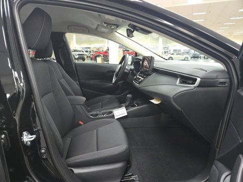 New 2026 Toyota Corolla LE image 8