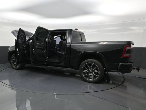 Used 2019 RAM 1500 Laramie RWD image 30