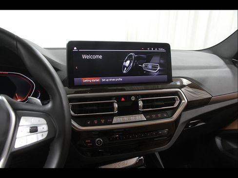 Used 2023 BMW X3 xDrive30i w/ Premium Package AWD/4WD image 9