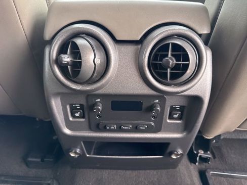 Used 2004 HUMMER H2 w/ Preferred Equipment Group image 24