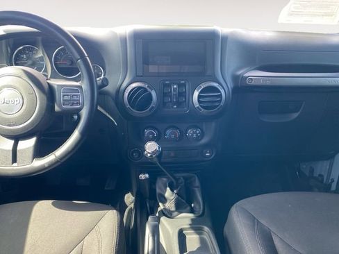 Used 2015 Jeep Wrangler Unlimited Sport w/ Quick Order Package 23S AWD/4WD image 11
