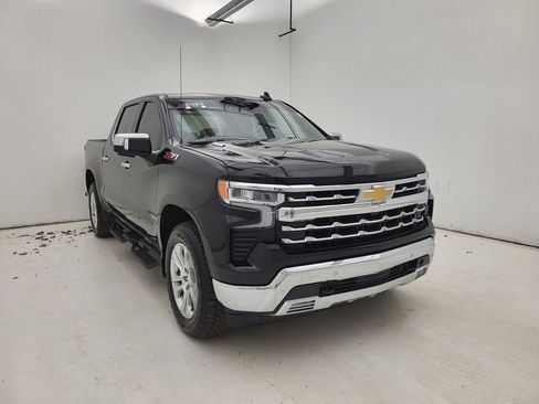 Used 2024 Chevrolet Silverado 1500 LTZ w/ Z71 Off-Road Package image 16
