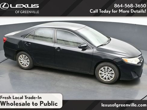 Used 2014 Toyota Camry FWD image 19