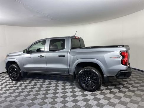 Used 2026 Chevrolet Colorado W/T w/ LPO, Utility Wall Package AWD/4WD image 5